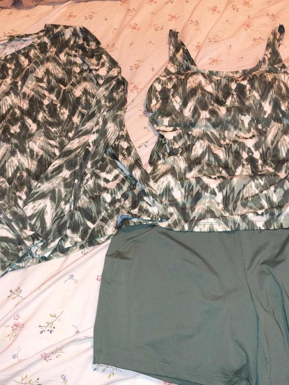 Duluth Trading Co Green Tankini Set 3 PC